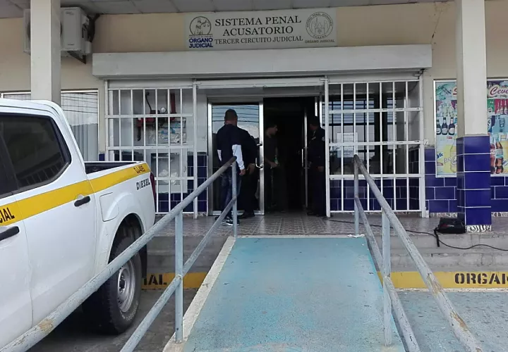Está a la espera de una audiencia de control por portar arma sin permiso.
