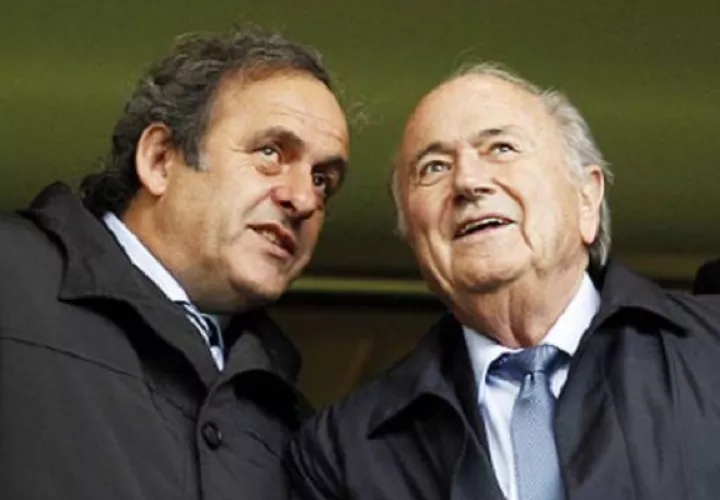 Blatter y Platini vuelven a estar bajo la lupa.