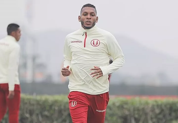 Alberto Quintero  pide mejoras a su contrato.