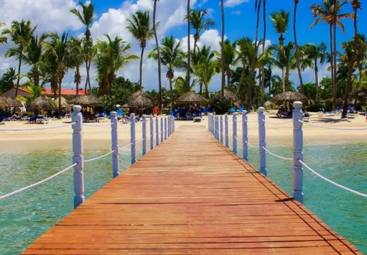 Estados Unidos es el principal emisor de turistas hacia República Dominicana, con cerca del 60% de la cuota del mercado.