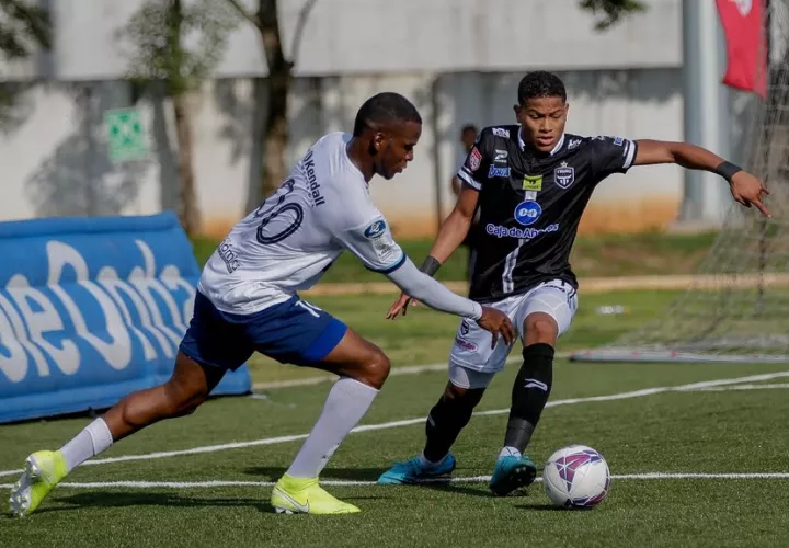 Tauro y Árabe Unido son los equipos más títulos del fútbol panameño. Foto: LPF 