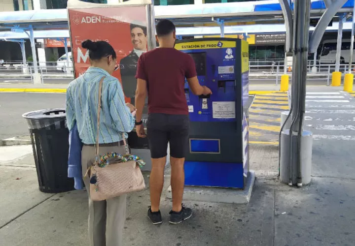 Por día, el aeropuerto de Tocumen recibe unos 2,000 vehículos. 