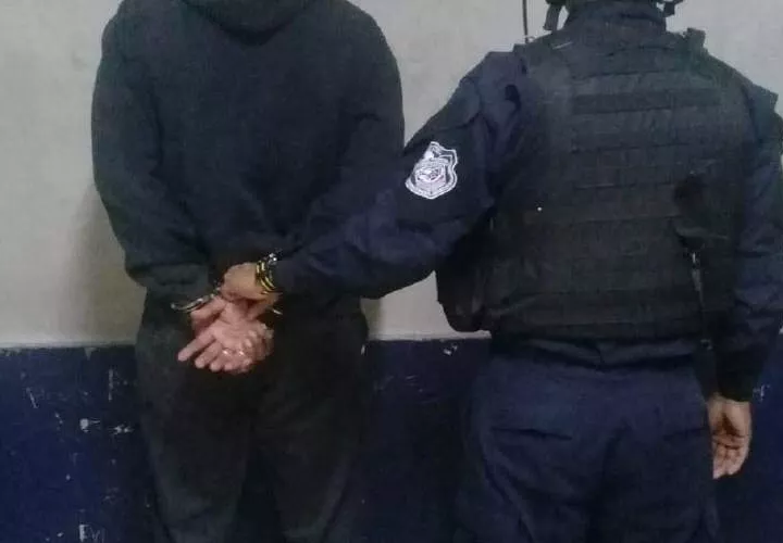 El sujeto fue detenido.