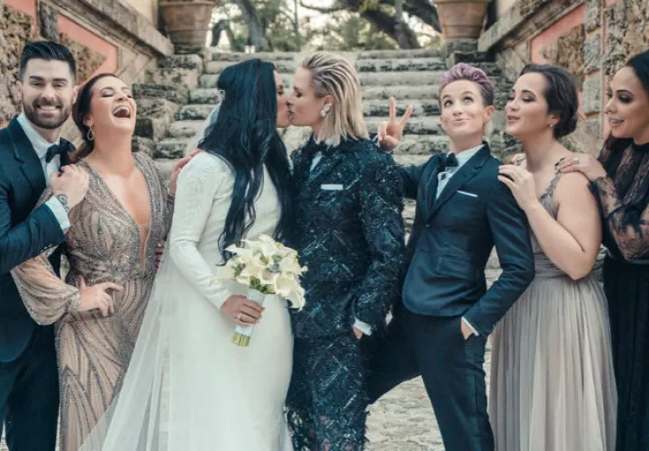 Boda de Ali Krieger y Ashlyn Harris (derecha) Foto @ashlynharris24