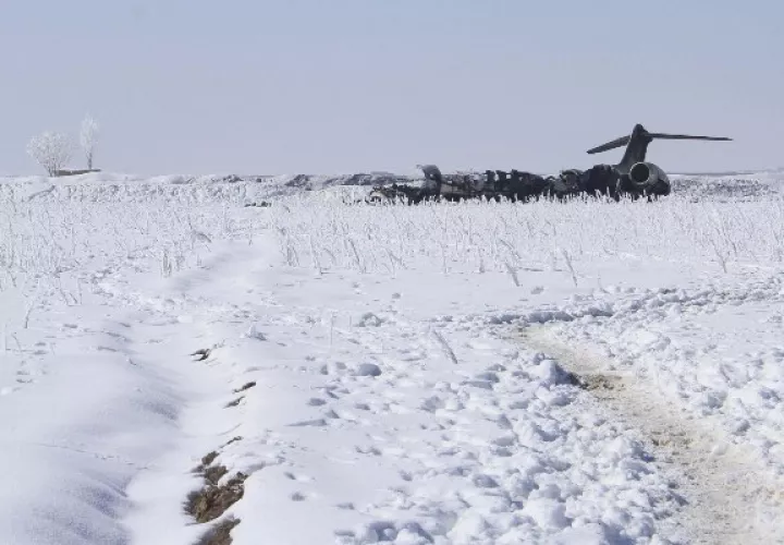  Las causas del accidente del avión norteamericano están bajo investigación y reitera que "no hay indicios de que el accidente haya sido causado por fuego enemigo" FOTO/AP