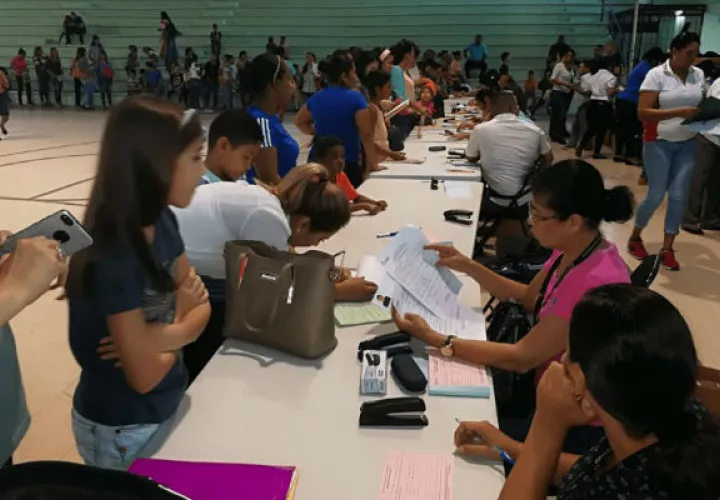 En total participaron 76 mil estudiantes.