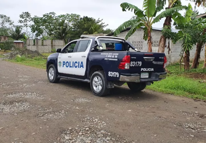La policía lleva a cabo una serie de operativos para dar con los responsables de los disparos. Foto /Pedro Batista