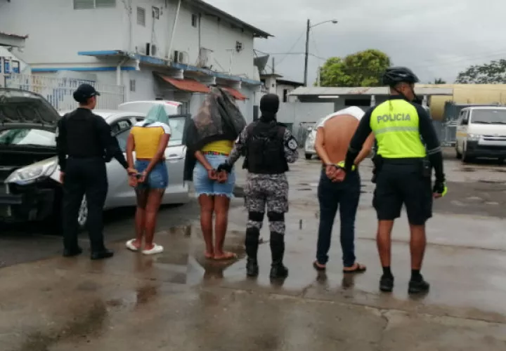 Se investiga si los aprehendidos participaron de un tiroteo donde murió un hombre. Foto: Eric A. Montenegro.