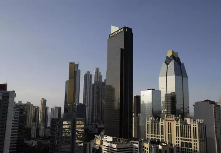 Buscan reformar el Código de Trabajo de Panamá.