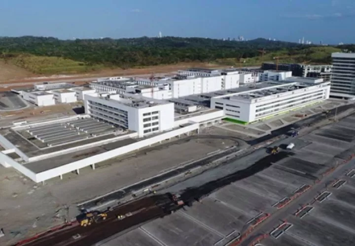 La Ciudad Hospitalaria en un principio le costaría al Estado  $517 millones 507 mil 127 y tenía un periodo de ejecución de tres años. 