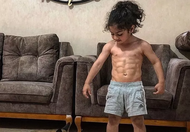 Arat Hosseini realiza entrenamientos extremos.