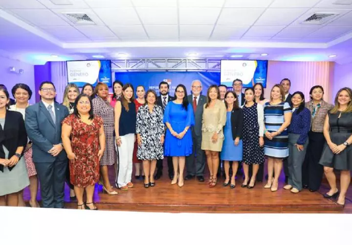 Miembros del Consejo para la Paridad de Género. Foto: Cortesía