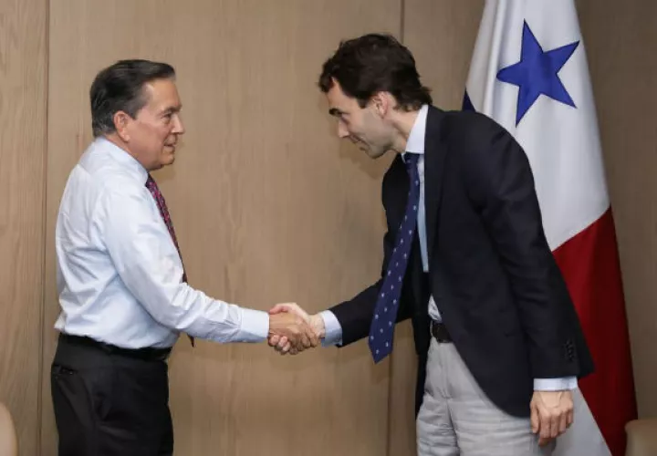 El presidente de la República, Laurentino Cortizo Cohen, le dio la bienvenida al empresario español y le agradeció el interés de invertir en Panamá.