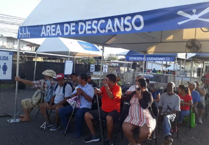  El nuevo modelo de atención se centra en las personas con discapacidad, adultos mayores y embarazadas.