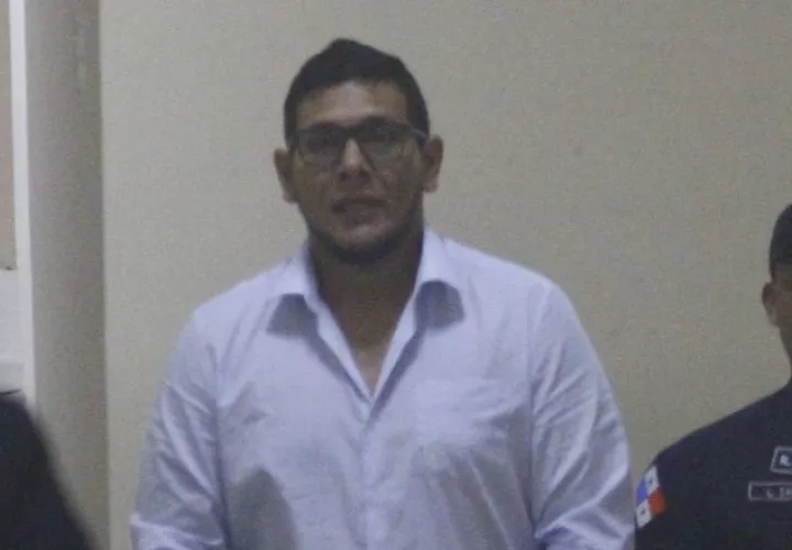 Jesús Varela, a su llegada ayer al Sistema Penal Acusatorio.  Foto Edward Santos