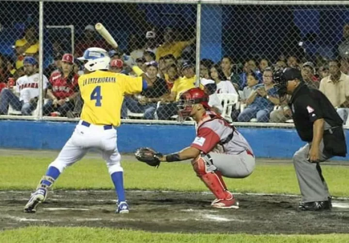Herrera está invicto en cuatro salidas. Foto Fedebeis