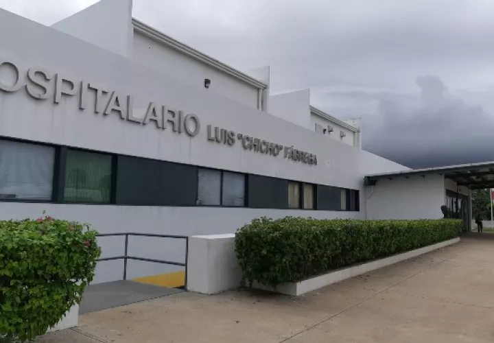 Los pacientes Yolena Váldez Santos,  Disniel  Váldez Santos y Efigenia Váldez Santoso, permanecen hospitalizados en la sala de trauma del hospital de Veraguas,  así lo confirmó el docto Jovanes, quien indicó que mejoran sus condiciones de salud.