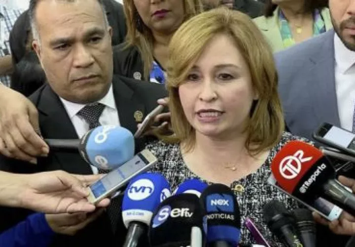 Kenia Porcell, exprocuradora de la Nación.