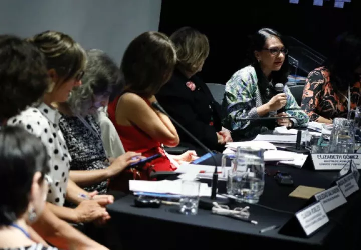 La titular del Mides  participó en la XIV Conferencia Regional sobre la Mujer de América Latina y el Caribe. Foto: Cortesía. 