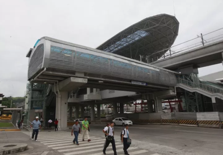 La Línea 1 llega hasta la estación de San Isidro, en la actualidad. Archivo