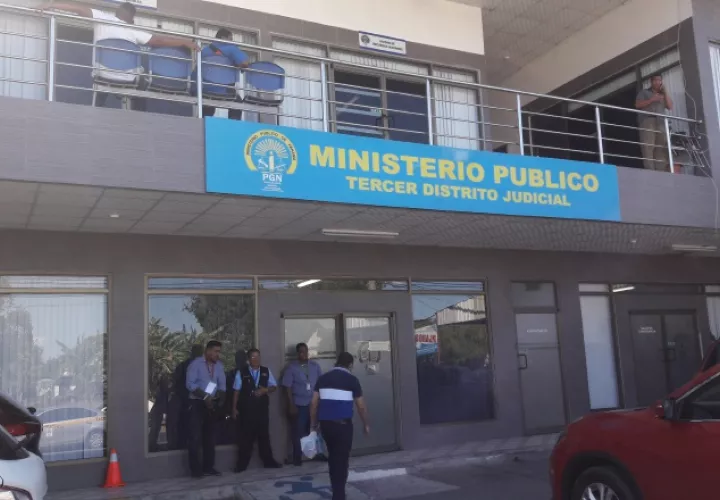 Jean Carlos Cerrud, fiscal del Ministerio Público en la provincia de Chiriquí,  fue separado de su cargo.