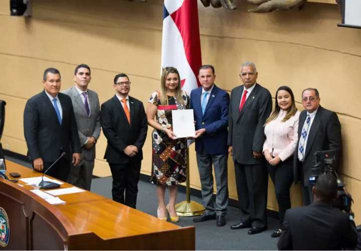 La ministra de Trabajo, Doris Zapata presentó un anteproyecto para crear el juzgado ejecutor.