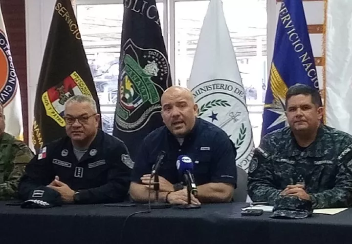 El ministro de Seguridad, Rolando Mirones anunció la suspensión de las vacaciones de las unidades que conforman los estamentos de seguridad.