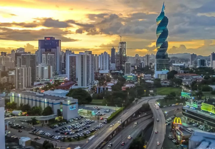 El Banco Mundial proyectó que el crecimiento de Panamá en el 2021 y 2022 será del 4.6 % y 4.8 %, respectivamente.