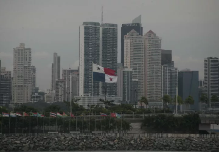 A partir de ahora figuran 13 países o territorios en la lista de Francia, entre ellos, Panamá.