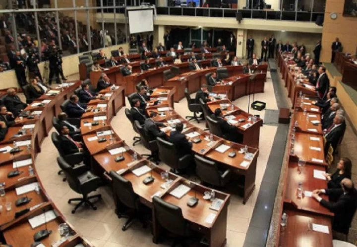 La Comisión de Gobierno de la Asamblea se reunirá esta semana.