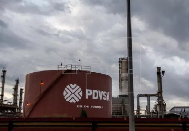 Estados Unidos y Venezuela son exportadores de petróleo. EFE