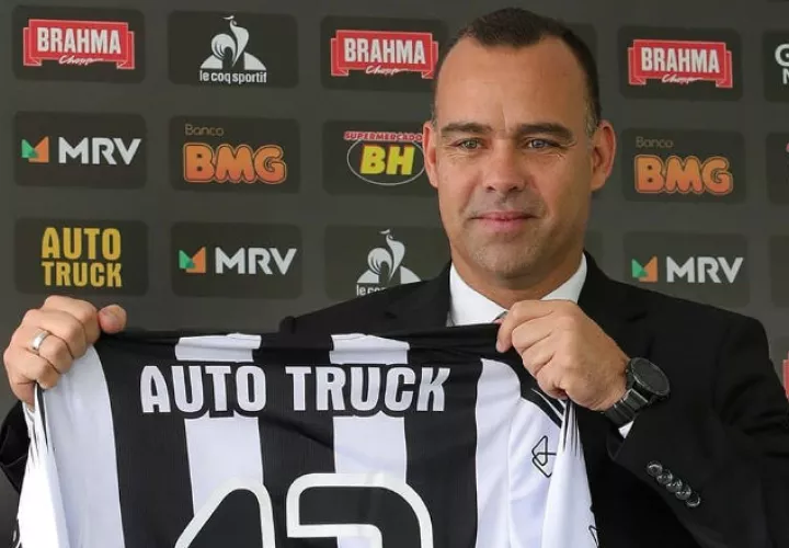 Rafael Dudamel con la casaca del equipo brasileño. Foto Atlético Mineiro