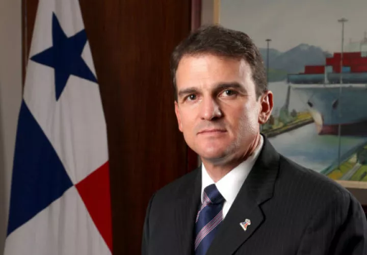 Raúl Delvalle fungió como presidente de la Cámara de Comercio, Industrias y Agricultura de Panamá en el período 2003-2005.