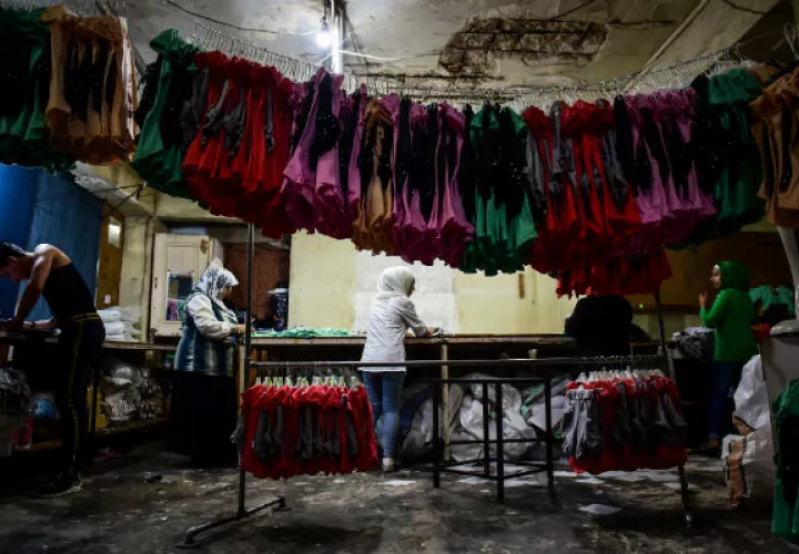 “Antes, las mujeres le tenían miedo a todo”, dijo una mujer siria. “Pero ahora, no hay nada que temer”. Foto / Meridith Kohut para The New York Times.
