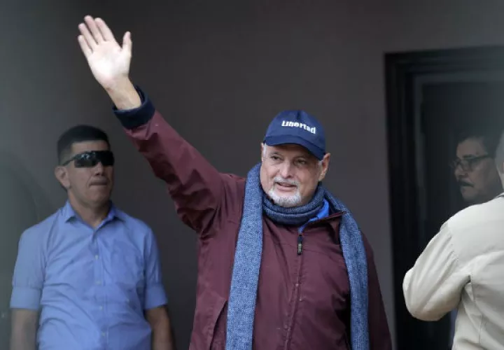 El expresidente Ricardo Martinelli fue declarado no culpable en el caso de los 'pinchazos telefónicos'. Foto: Panamá América.