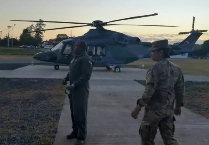Miembros del Senan se preparan para la evacuación de los funcionarios del Ministerio Público. Foto/Melquiades Vásques