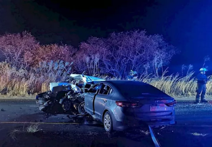 El accidente ocurrió el domingo 18 de enero en la carretera Interamericana, a la altura de El Caño, en Natá. Foto: Panamá América.