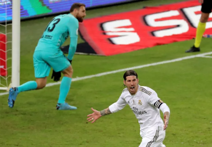 Sergio Ramos anotó el penal del título. Foto EFE