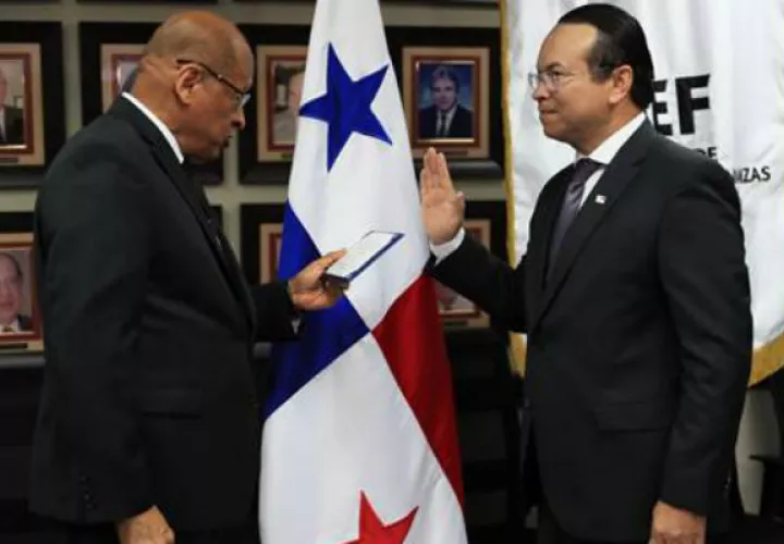 El nuevo superintendente de Bancos, Amauri Castillo es abogado y especialista.