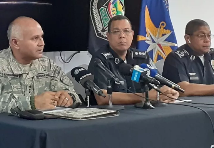 Alexis Muñoz, subdirector de la PN, confirmó la pérdida de los familiares de la unidad policial.