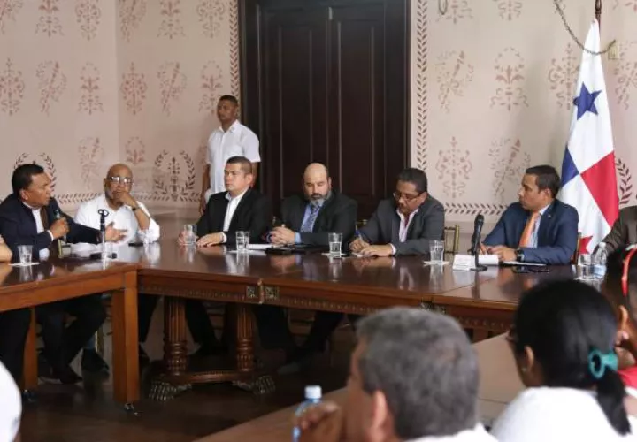 La reunión fue solicitada por los transportistas.