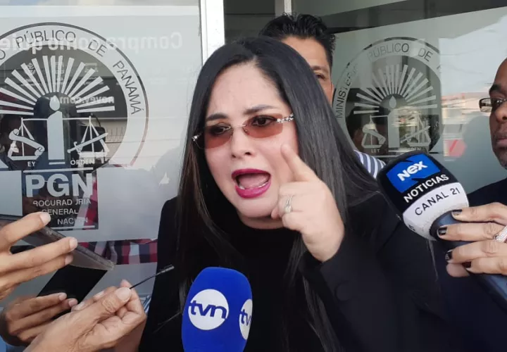 Zulay Rodríguez presentó una querella penal contra el fotógrafo Mauricio Valenzuela. Foto: Víctor Arosemena.