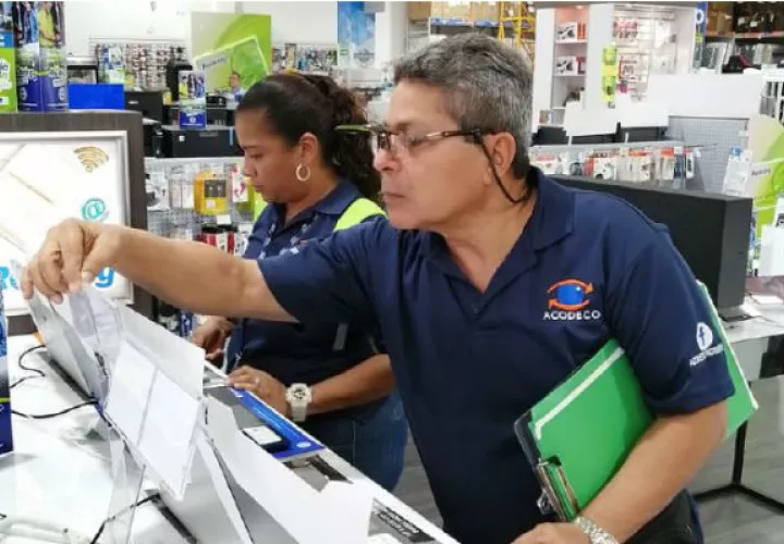 Los consumidores pueden denunciar a los agentes económicos. Cortesía