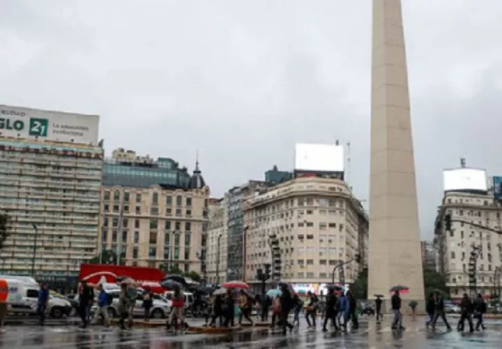 El Gobierno argentino aspira a concluir el proceso de renegociación de la deuda externa para fines de marzo. EFE