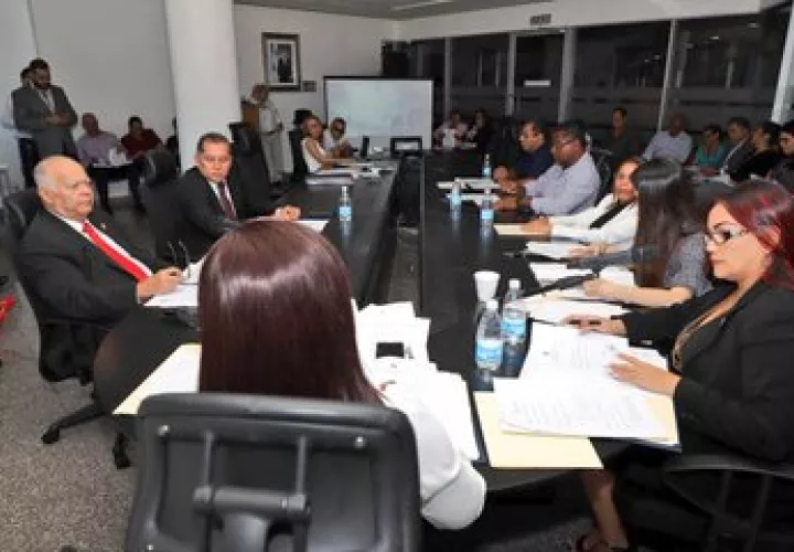 Reunión de la Comisión de Infraestructura de la Asamblea Nacional