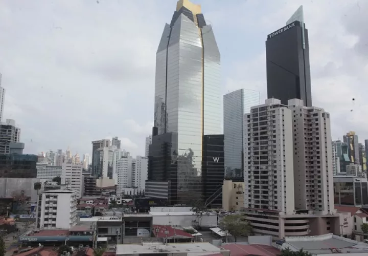 La Unión Europea fundamentó su decisión de incluir a Panamá en esta Lista Negra por estar en la lista de la OCDE. Foto: Víctor Arosemena.