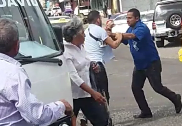  La pelea fue cerca al parque Manuel Amador Guerrero de Bugaba. Foto: Mayra Madrid. , 