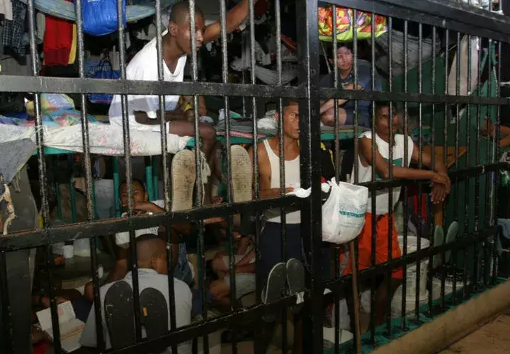 El sistema penitenciario de Panamá (cárceles) presenta diversas debilidades que permiten a los detenidos concretar una fuga.