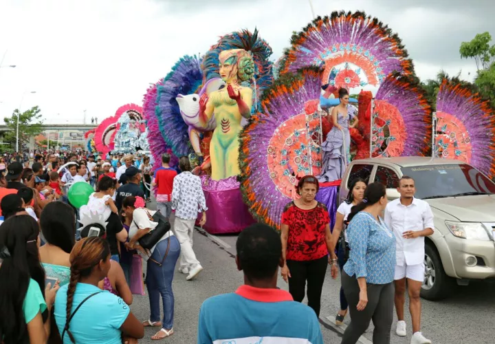 Para el Carnaval a nivel nacional el gobierno de Laurentino Cortizo aprobó 2.3 millones de dólares, de los cuales 750 mil dólares son para el interior. el 