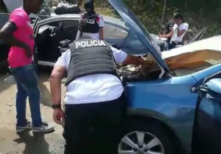 Las autoridades policiales y judiciales están tras la pista de una banda que se dedica a robar y hurtar vehículos para luego clonarlos para venderlos.